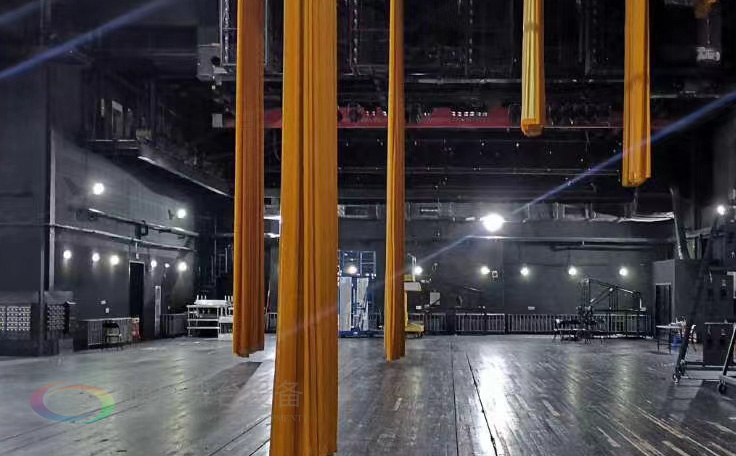 裝飾舞臺 提升演出效果 舞臺大幕、二道幕、三道幕、橫側(cè)幕、紗幕、天幕、吸音幕、串疊幕、側(cè)幕、安全防火幕...